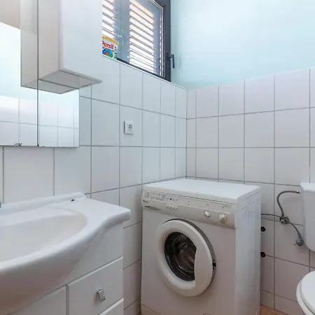 1 Bedroom Cozy In Appartamento