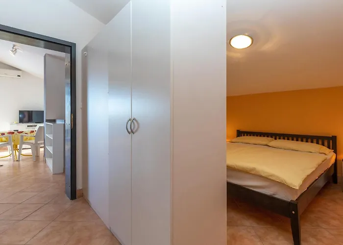 1 Bedroom Cozy In * Jadranovo
