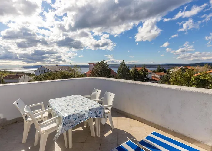1 Bedroom Cozy In Jadranovo