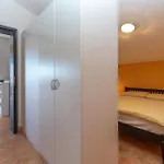1 Bedroom Cozy In * יאדראנובו