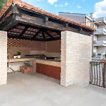 1 Bedroom Cozy In